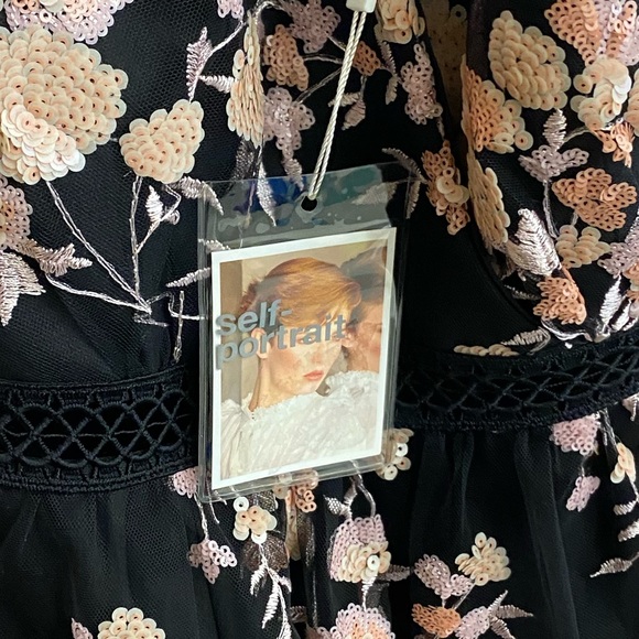 NWT self-portrait sleeveless midnight floral dress - Picture 6 of 6